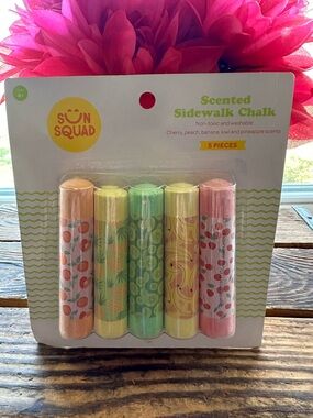 Target Sun Squad Scented Sidewalk Chalk - Yellow,Pink,Orange,Green- New